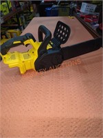 DeWalt 12" 20V Brushless Compact Chainsaw