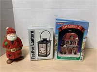 Dickensville Collectible House, Festive Lantern