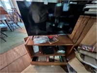 FLATSCREEN TV WITH STAND