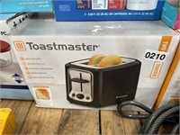 TOASTMASTER TOASTER RETAIL $30