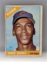 1966 Topps Ernie Banks #110 Crease