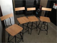 4 swivel bar stools