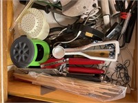 Kitchen utensils drawer lot