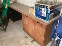Garage Makeshift Desk W/ 2 Metal File Cabs & 2