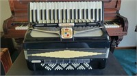 Noble Professional accordion