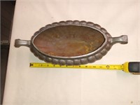 Cast iron centerpiece