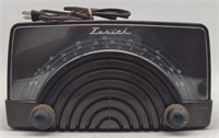 (E) Vtg. Zenith AM/FM Tube Radio (Model 8H023)