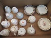 (12) Vintage Collectible Tea Cups and Saucers.