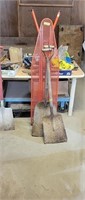 2 Steel Scoop Shovels