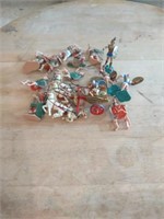 Vtg Roman soldiers and gladiators including a