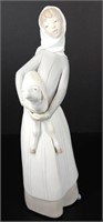 Lladro Girl w/Lamb 14584