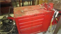 TOOL CABINET W VISE