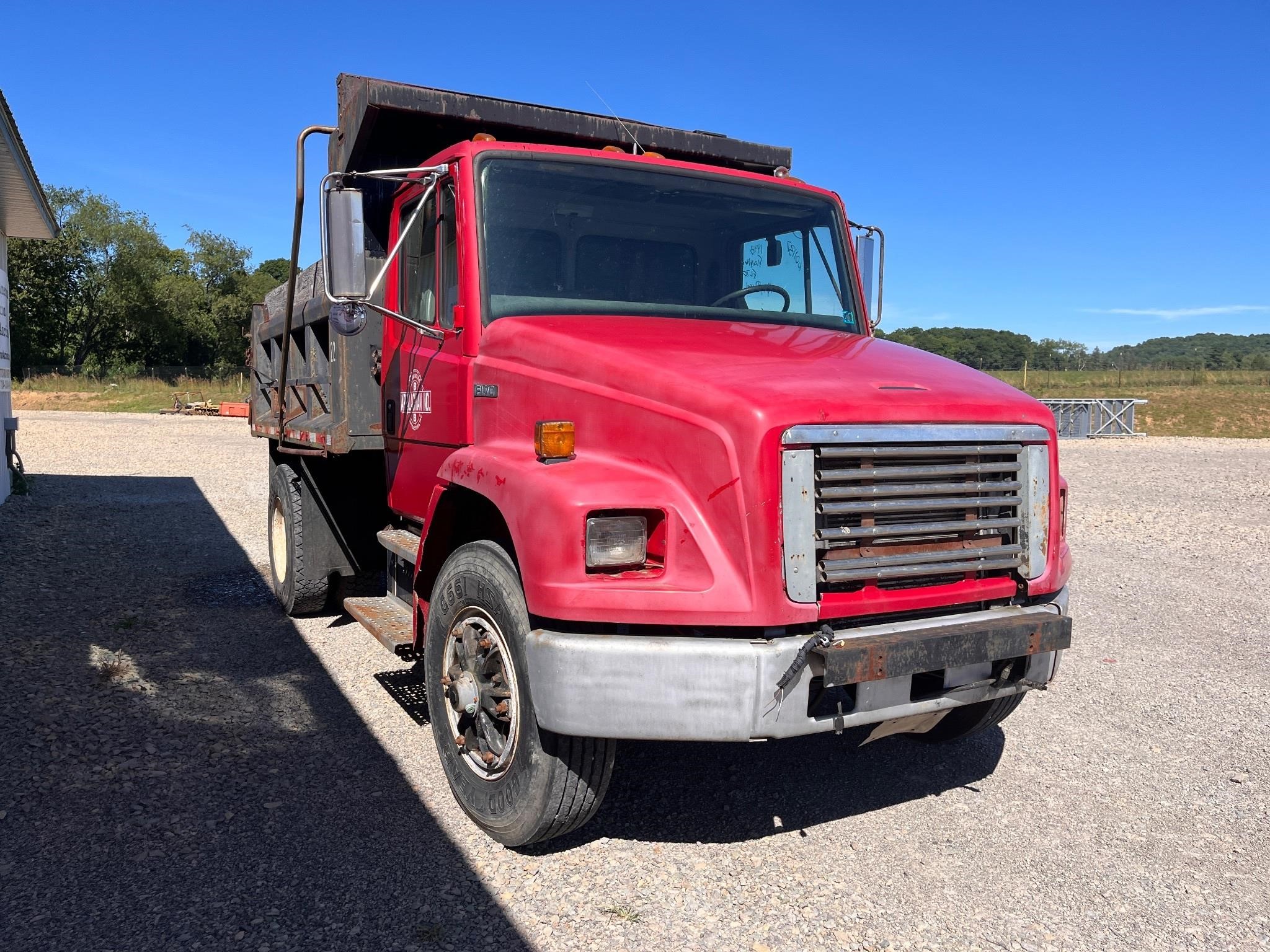 1998 Freightliner FL70 Truck-Titled