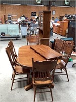 Beautiful Dining Room Table Set and Cabinet