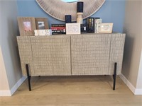 CREDENZA