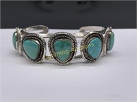 NAVAJO MADE STERLING TURQUOISE BRACELET