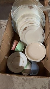 Platter/ plates/ cups
