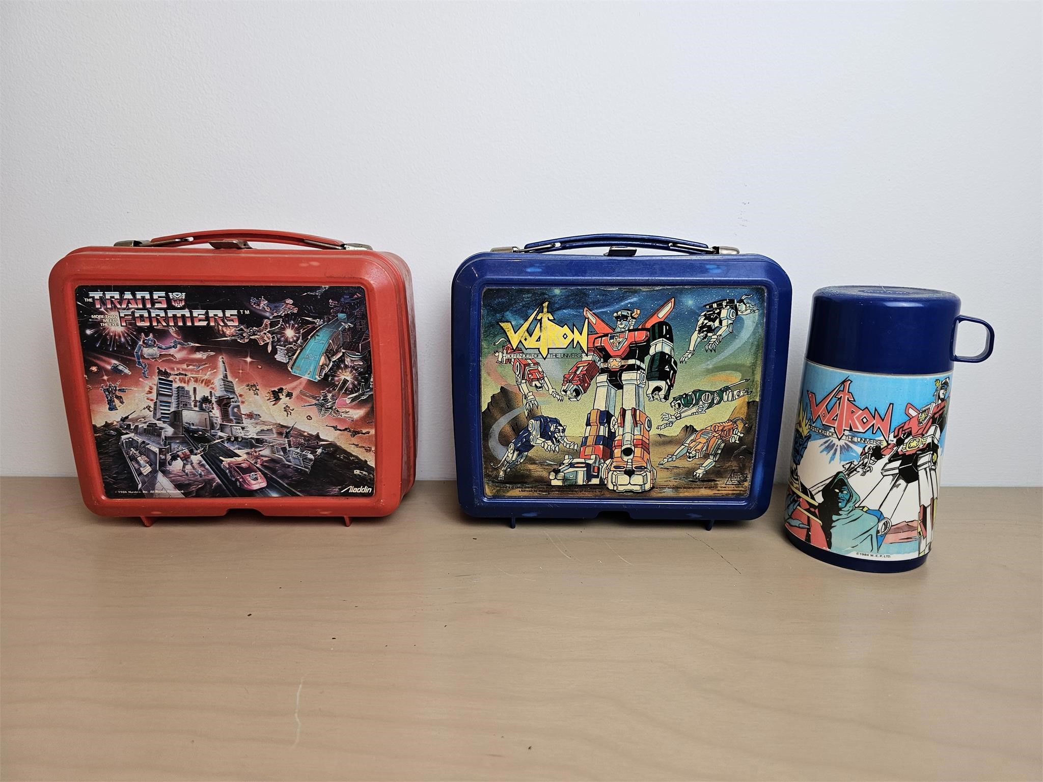 vintage alladin lunch boxes, 1 thermos