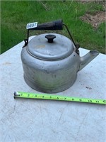 Vintage kettle - aluminum