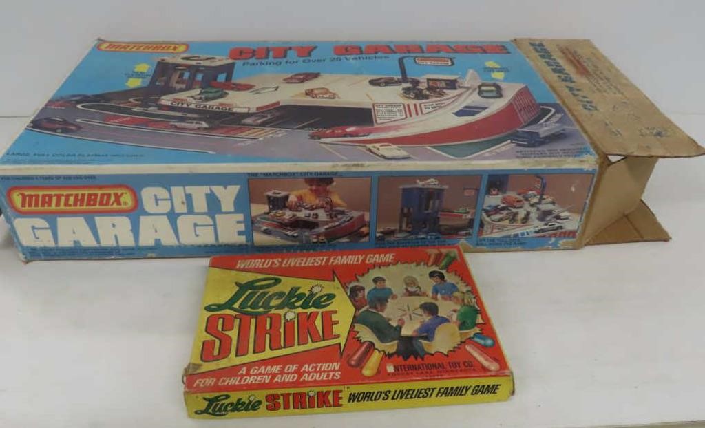 Vintage Matchbox City Garage + Luckie Strike Game