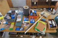 LARGE ASSORTMENT OF SAND PAPER & SANDING TOOLS