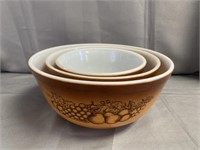 Pyrex Old Orchard Nesting Bowls