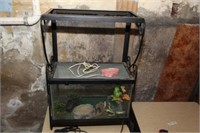 Lizard Aquarium w/ Metal Stand & Accessories