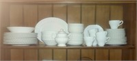 J&G Meakin, England, 77 pc China Set**...