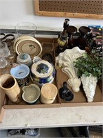 Box Lot of Decorative Glass Pieces, Box Lot with