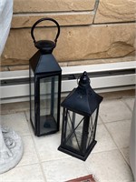 Decorative black lanterns set