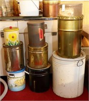 Lot of vintage tin cans