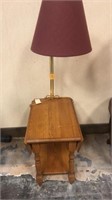 End table with Lamp