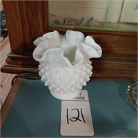 FENTON HOBNAIL VASE