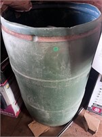 50 gallon plastic barrel with spray pumps