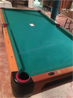 7’ x 46" pool table with accessory