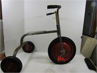 Vintage Angeles Tricycle