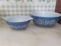 2 Pyrex blue bowls