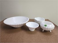 4 Milk Glass Bowls