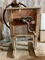 PRIMITIVE WOOD BOXED CORN SHELLER