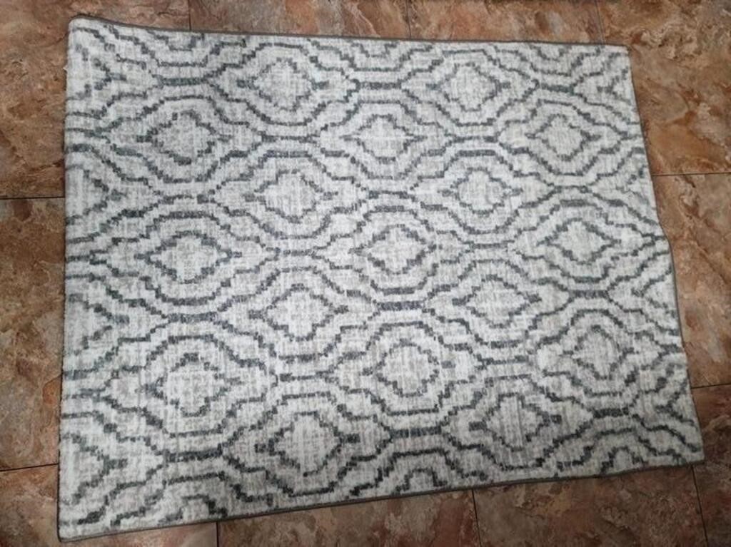 NEW-OTTOHOME SMALL AREA RUG 3ft x 4ft