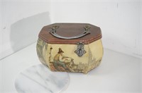 Small Vintage wooden box
