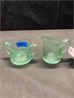 GREEN VASELINE GLASS CREAMER & SUGAR