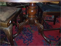 Victorian Mahogany Oval Supper Table on carved