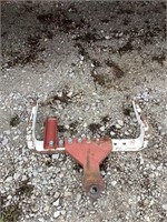 International 2-Point Drawbar Hitch