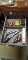 Tool Lot- Screwdrivers, and assorted bits