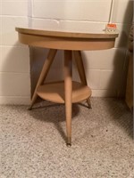 24 inch round end a table