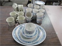 Approx 53 Pieces Mixed Royal Doulton dishes