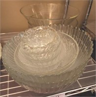 CLEAR GLASS SALAD BOWLS, MIXING BOWLS