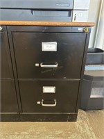 METAL 2 DRAWER LEGAL SIZE FILING CABINET W/ KEYS