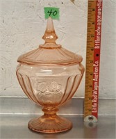 Vintage pink depression glass candy dish, lid